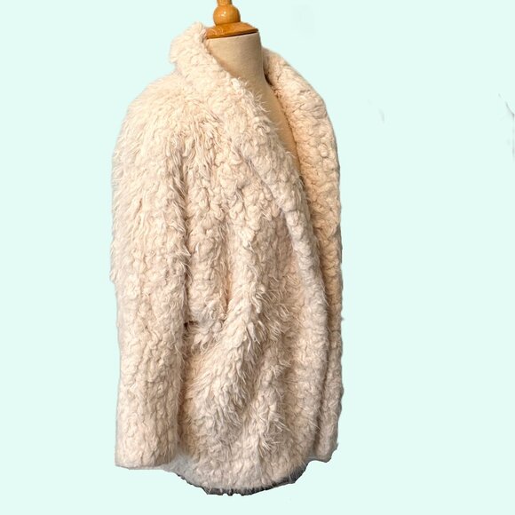 Express Cream Faux Fur Jacket Coat Furry Medium Large Short Teddy Fun - Picture 3 of 9